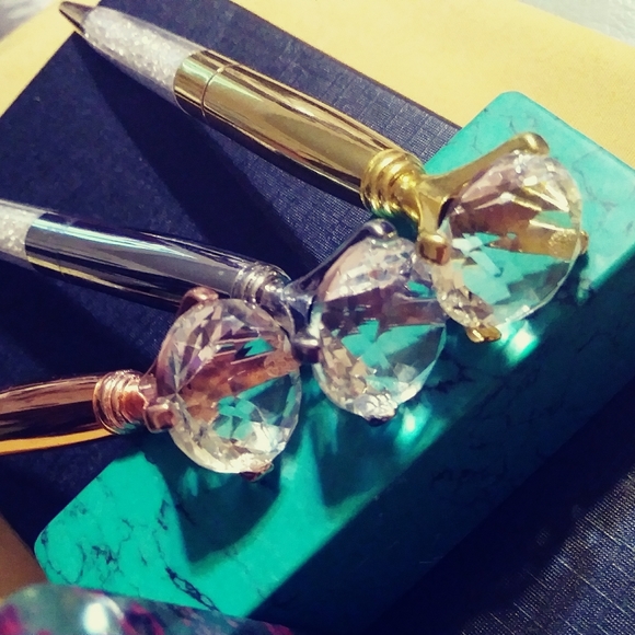 3} REALISTIC- DIAMOND *LOOK* PEN SET. SILVER, GOLD, & ROSE GOLD - Picture 8 of 9